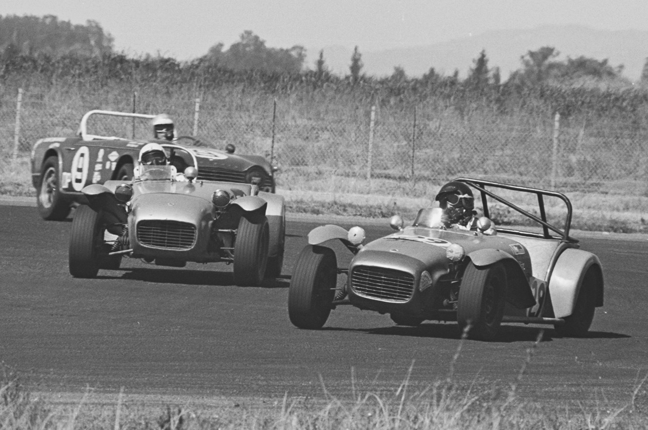 Wm Blake (24) leads Rich Bennewitz at Cotati Sept 1968